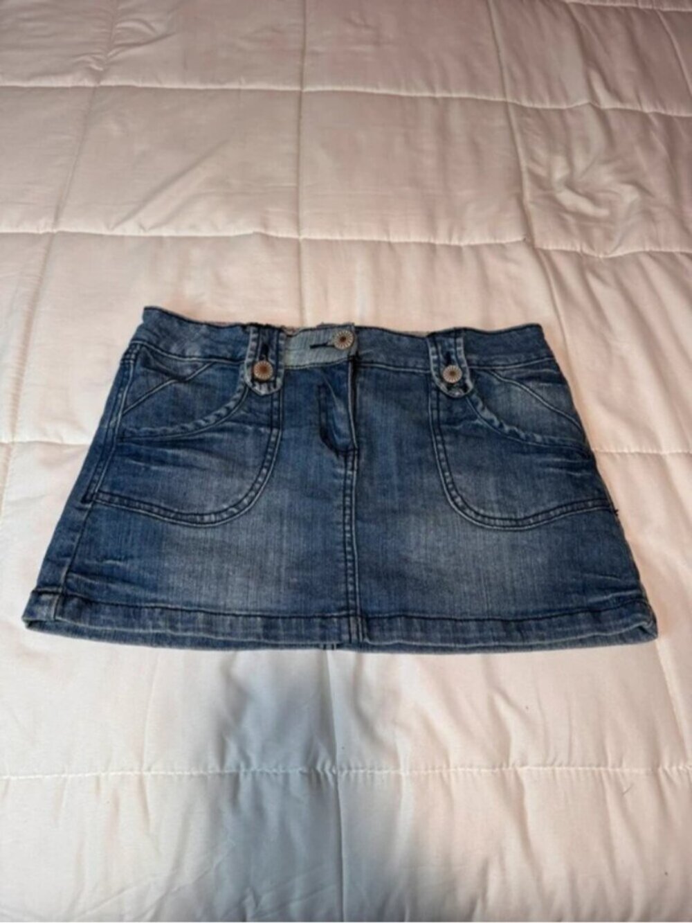 mini skirt